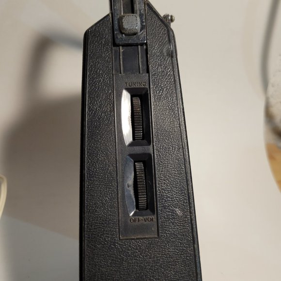 Vintage Panasonic AM/FM Radio Model RF-689 Working * 1 - Picture 4 of 11